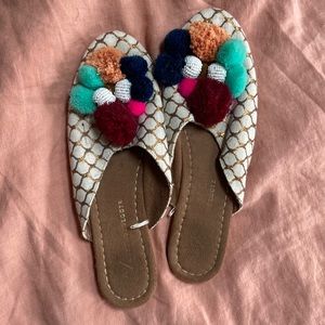Anthropologie Pom Pom slippers